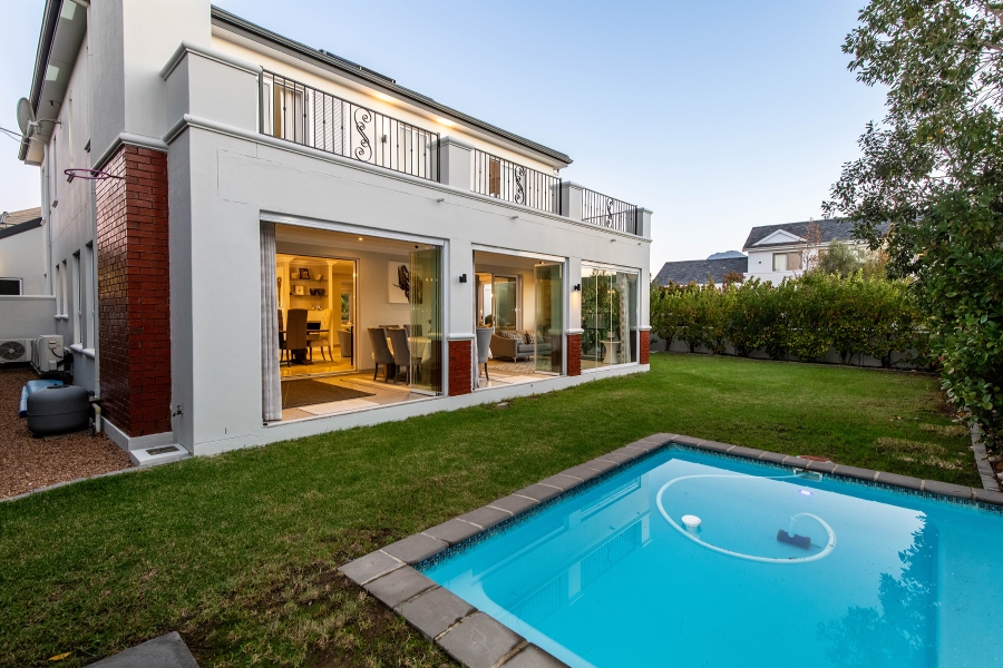 4 Bedroom Property for Sale in Val De Vie Estate Western Cape